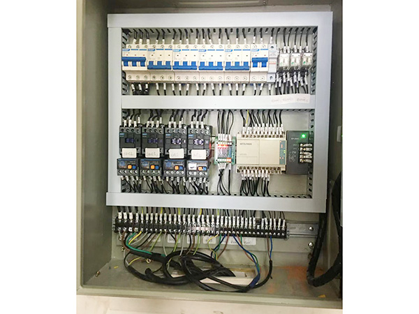 電控系統